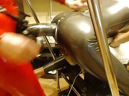 Teen Girls Fuck One секс клипове Lucky Guy видео (Ейми Брук)