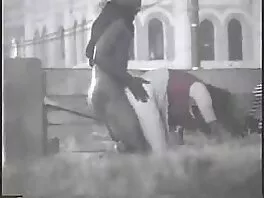 Секси тийнейджър прецака в салона seks клипове видео (гадно)