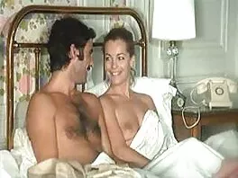 Pretty Babe Gets Her Snatch секс клипове безплатно Humped видео (Даша)